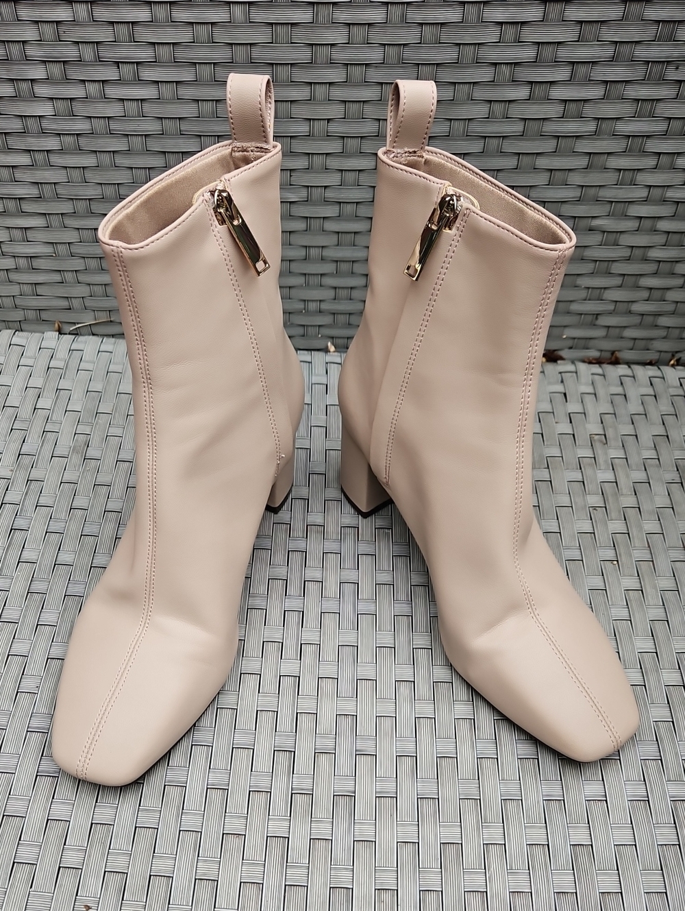 H&M Dark Beige Khaki Ankle Boots with Side Zips Size 37= USA  Size 6.5-7
